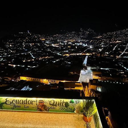 Itchimbia Garden Con La Mejor Vista De Quito Y Spa Exterior photo